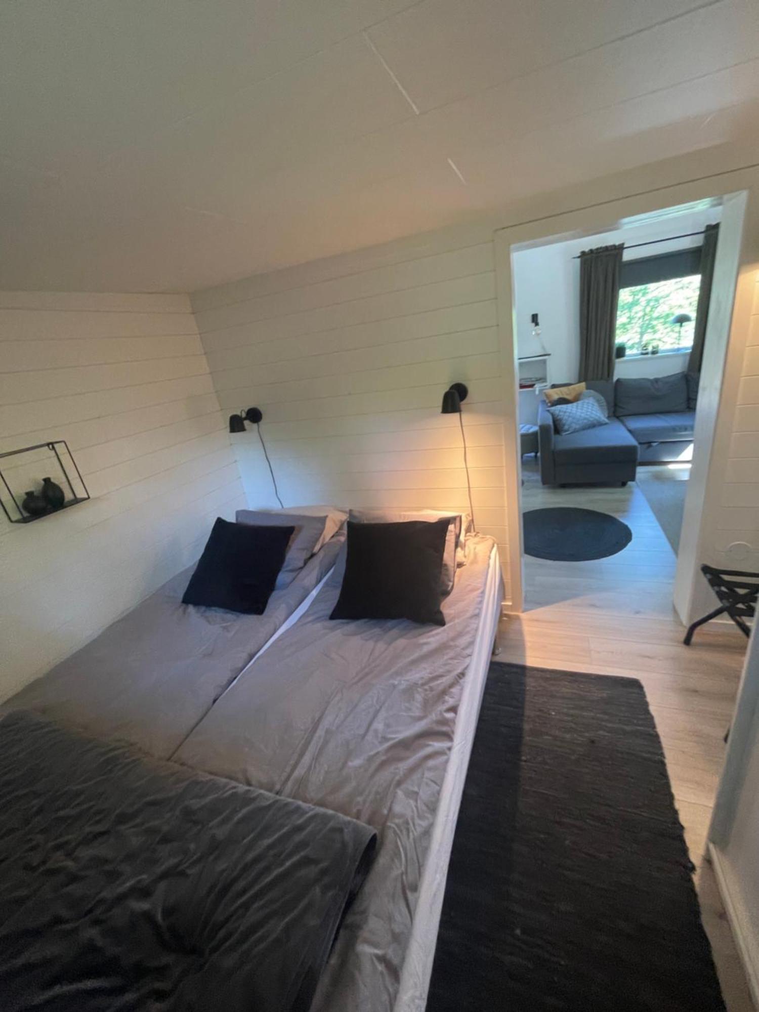 Humlegarden Lake Cottage, Horn المظهر الخارجي الصورة